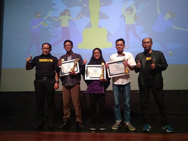 Juara Lomba Festival Film Surabaya