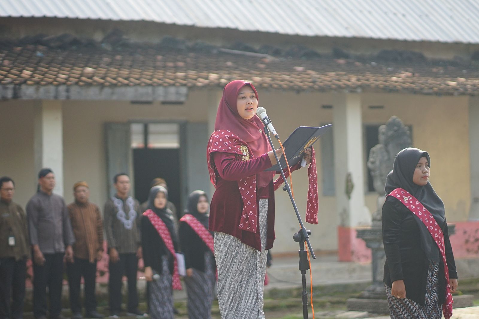 Upacara Bendera Hari Kartini